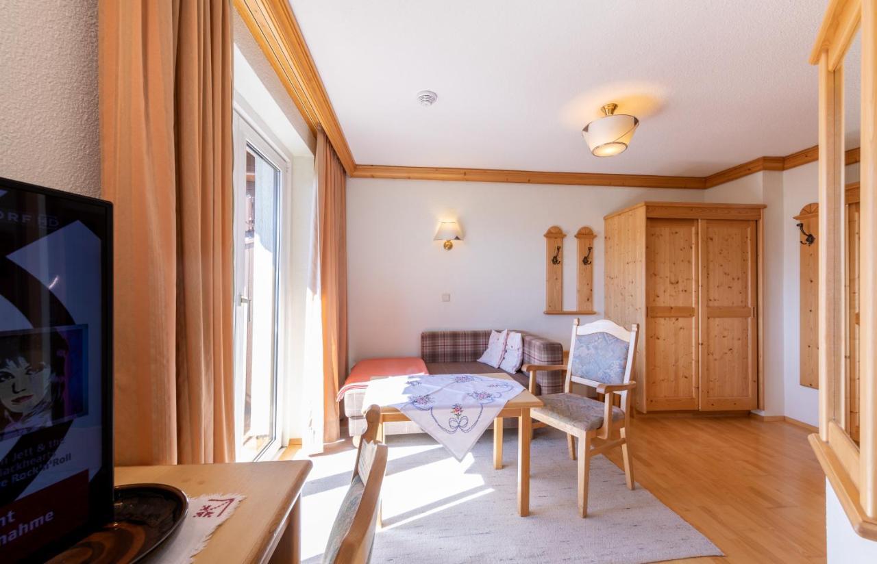 Bed and Breakfast Alpenhof Ramsau am Dachstein Exterior foto