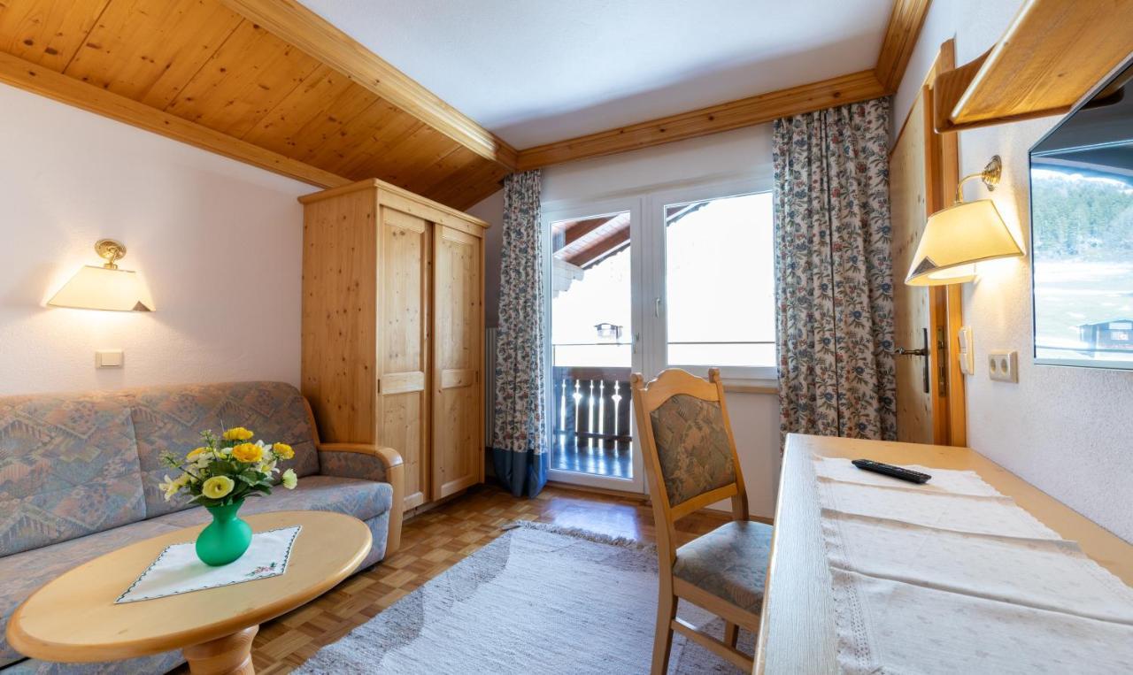 Bed and Breakfast Alpenhof Ramsau am Dachstein Exterior foto